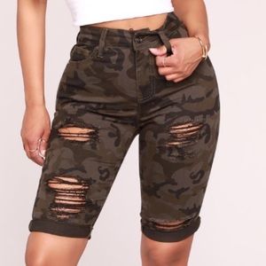 🔥Camo bermuda shorts🔥